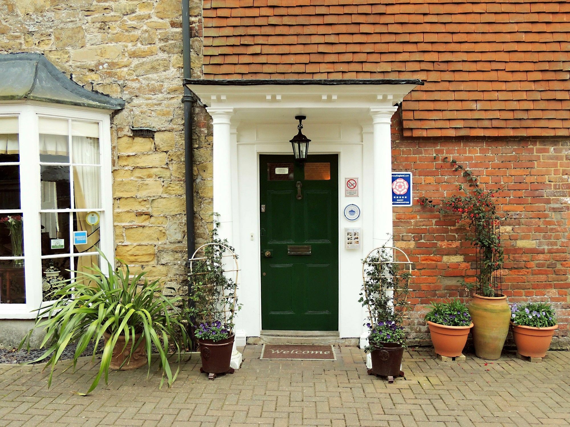 Willow Tree House Rye Exterior photo